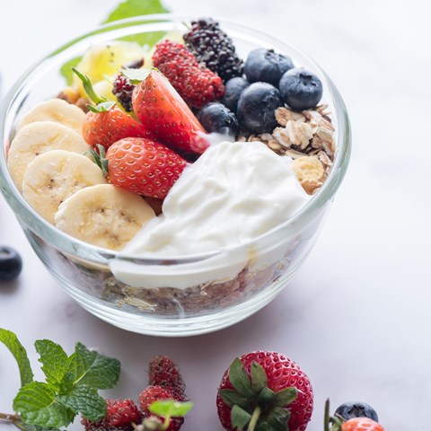 Vanilla Yoghurt Breakfast Bowl image