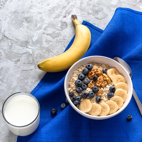 Banana & Berry Porridge image